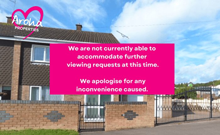 3 Bedroom Semi Detached House To Rent In Elmdean, GL14