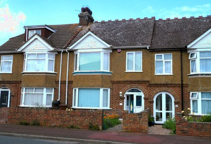 3 Bedroom Terraced House To Rent In Hunters Way, Gillingham, Kent, ME7
