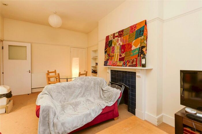 2 Bedroom Apartment To Rent In Clifton Park Road, Clifton, Bristol, BS8