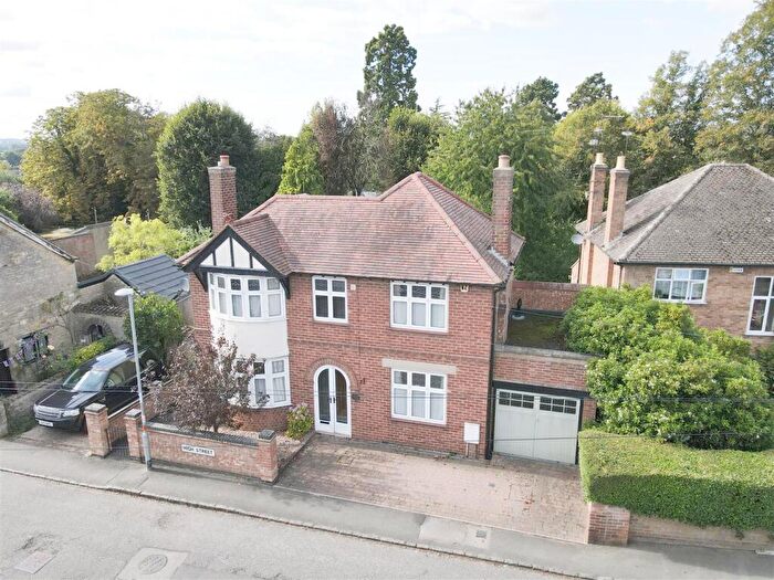 4 Bedroom Detached House To Rent In High Street, Wollaston, NN29