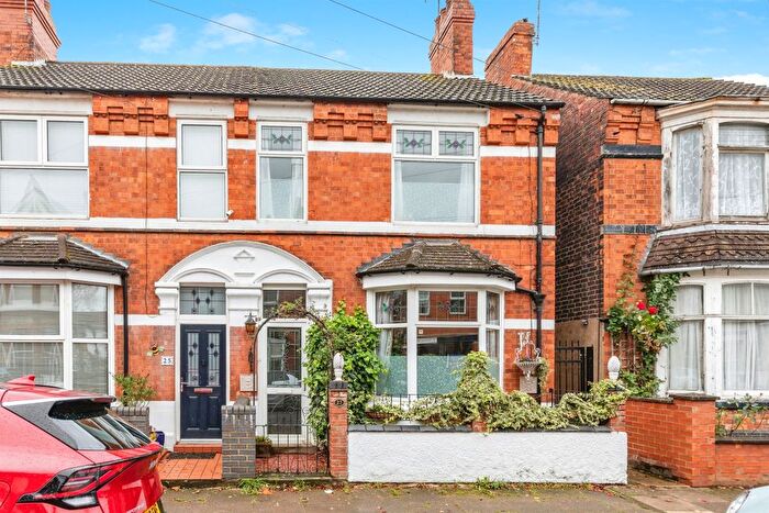 4 Bedroom End Terrace House For Sale In Tennyson Road, Kettering, NN16