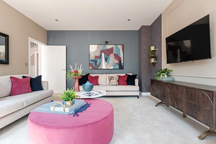 5 Bedroom Town House For Sale In "The Dale - Plot " At Parc Llandaf, Llantrisant Road, Llandaff, CF5