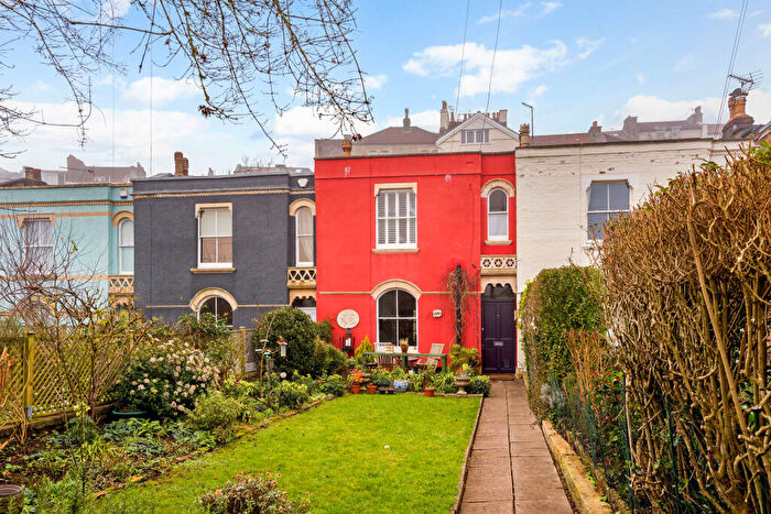 3 Bedroom Terraced House For Sale In South Terrace, Bristol, BS6