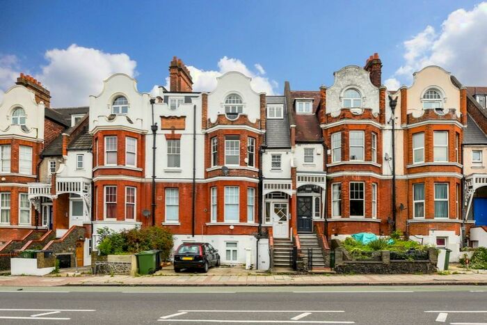 Studio To Rent In Thurlow Park Road, Dulwich, London, SE21