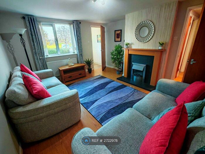 2 Bedroom Flat To Rent In Drumbeg Drive, Lisburn, BT28