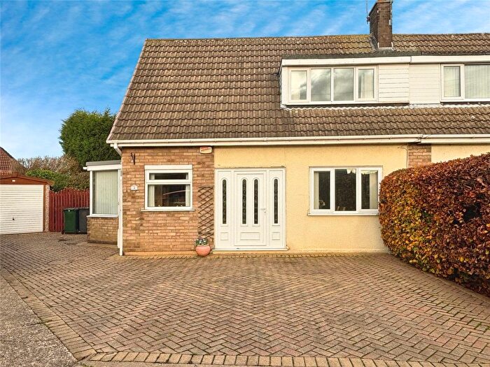 3 Bedroom Semi-Detached House For Sale In Pittam Close, Armthorpe, Doncaster, DN3