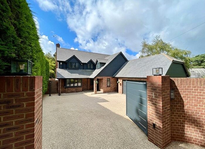 4 Bedroom Detached House For Sale In Lilliput Road, Canford Cliffs, Poole, Dorset, BH14