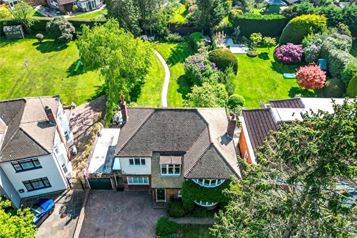 3 Bedroom Detached House For Sale In Marlowe Close, Chislehurst, BR7