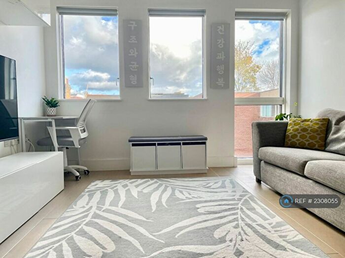 1 Bedroom Flat To Rent In Osborn House, London, SE3