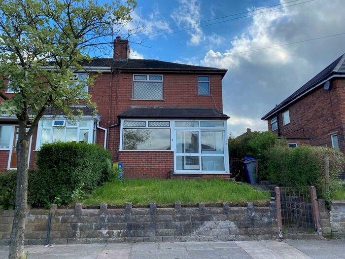 2 Bedroom Semi-Detached House To Rent In East Crescent, Stoke-On-Trent, ST1