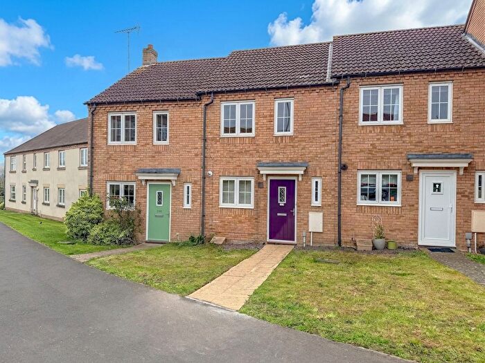 2 Bedroom Terraced House To Rent In Kings Avenue, Ely, CB7