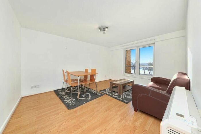 1 Bedroom Flat To Rent In Wapping High Street, London, E1W