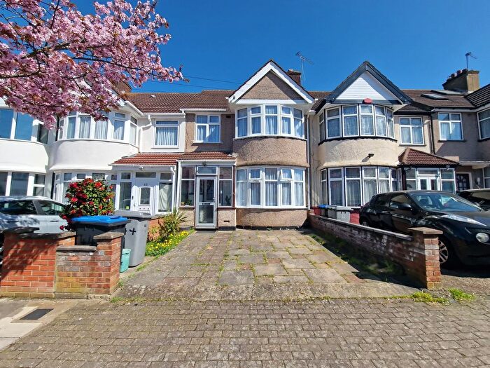 3 Bedroom Terraced House To Rent In Sandhurst Road, London, NW9