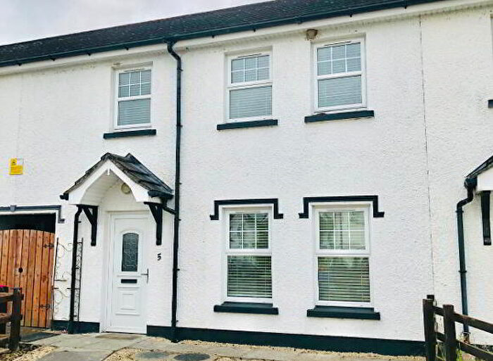 3 Bedroom TownHouse For Sale In Brook Manor, L'Derry, BT47