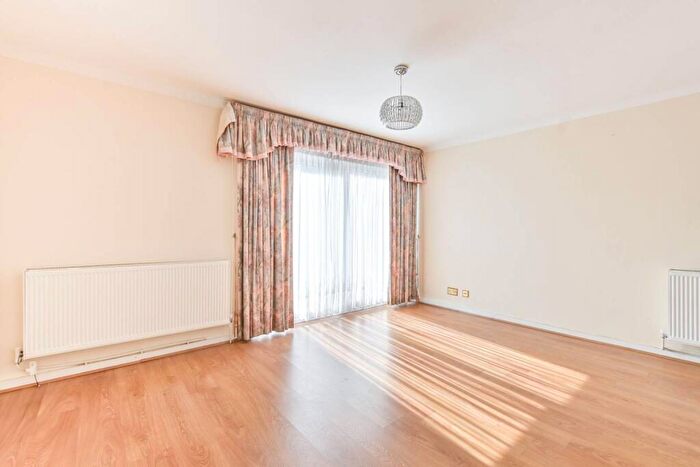 1 Bedroom Flat For Sale In Byron Road, North Wembley, Wembley, HA0
