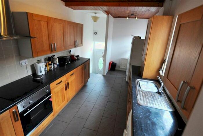 5 Bedroom Maisonette To Rent In Coniston Avenue, West Jesmond, Newcastle Upon Tyne, NE2