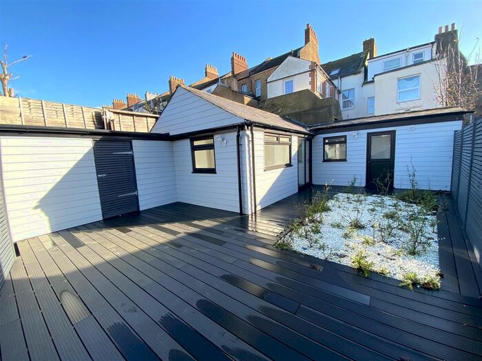 1 Bedroom Detached Bungalow To Rent In Bohemia Road, St. Leonards-On-Sea, TN37