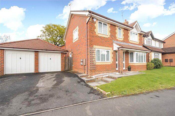 4 Bedroom Detached House To Rent In Walsh Avenue, Warfield, Bracknell, Berkshire, RG42