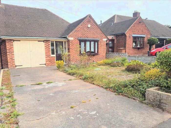 3 Bedroom Bungalow To Rent In Ebrington Avenue, Solihull, B92