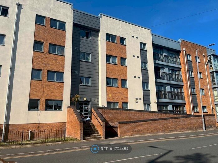 2 Bedroom Flat To Rent In The Gallery, Manchester, M14