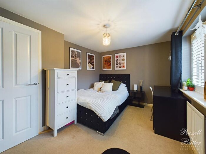 4 Bedroom Detached House For Sale In Toll Gate Street, Tingewick, MK18