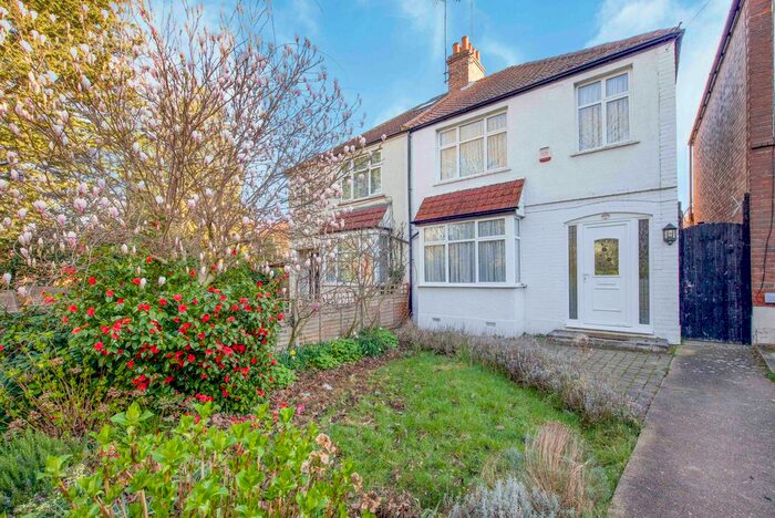 3 Bedroom Semi-Detached House To Rent In Kingston Lane, Uxbridge, UB8