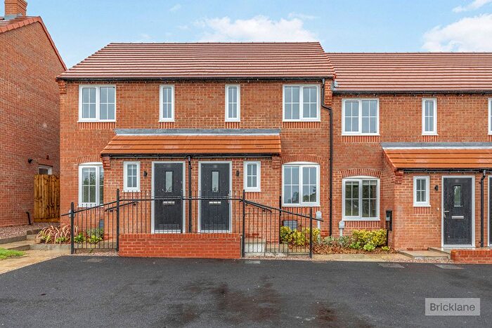 2 Bedroom Property To Rent In Mark Anthony Close, Nuneaton, CV11