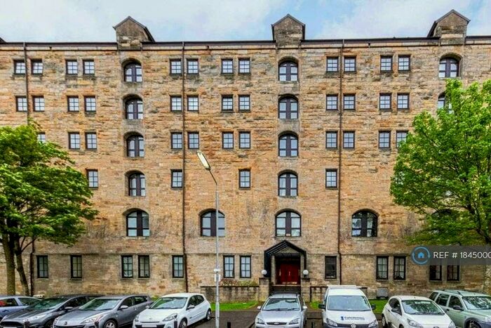 2 Bedroom Flat To Rent In Bell Street, Glasgow, G4
