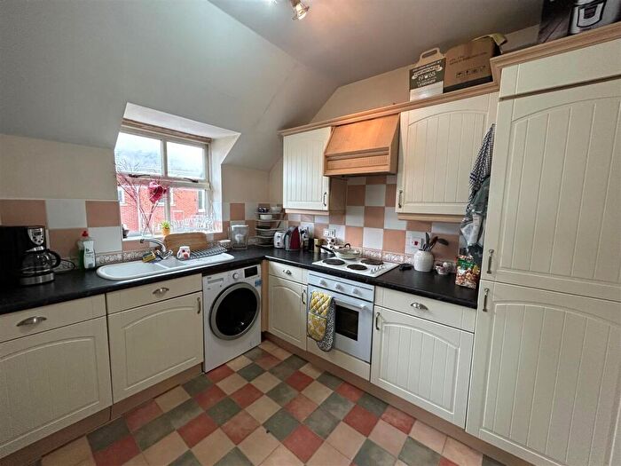 2 Bedroom Apartment To Rent In Bosworth House, Priory Walk, Hinckley, LE10