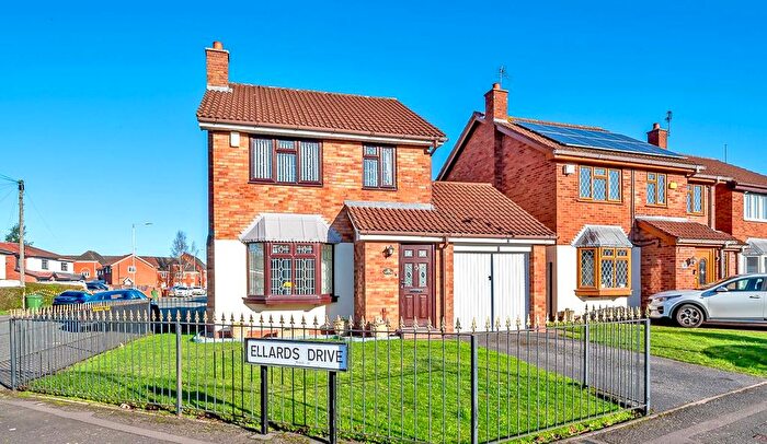 3 Bedroom Property For Sale In Ellards Drive, Wednesfield, Wolverhampton, WV11