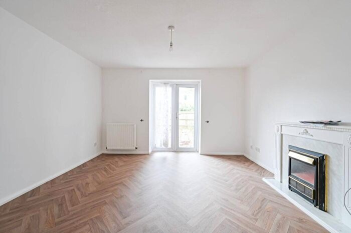 2 Bedroom House To Rent In Richard House Drive, Beckton, London, E16