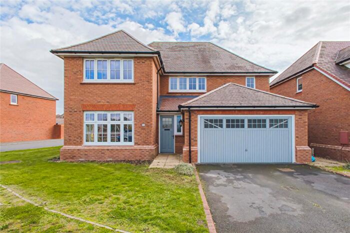 4 Bedroom Detached House For Sale In Citrine Close, Swindon, Wiltshire, SN25