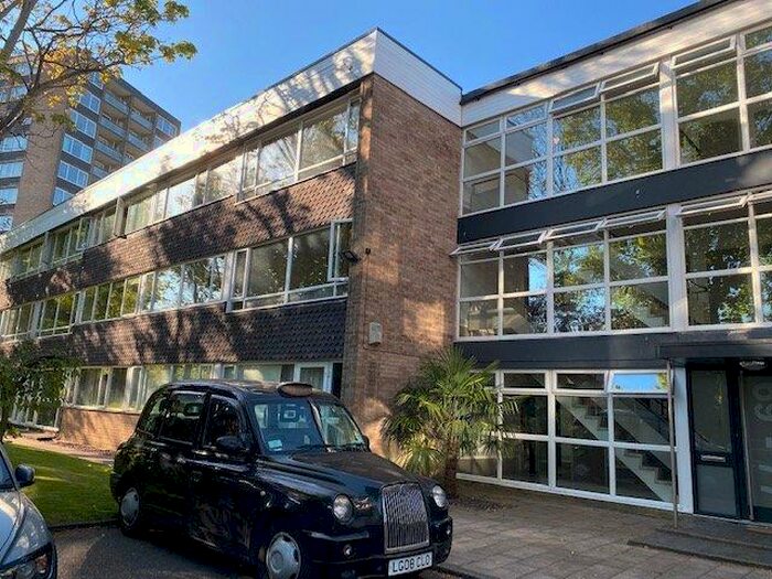 2 Bedroom Apartment To Rent In Elmwood Court, Perhore Road, Edgbaston, Birmingham, B5