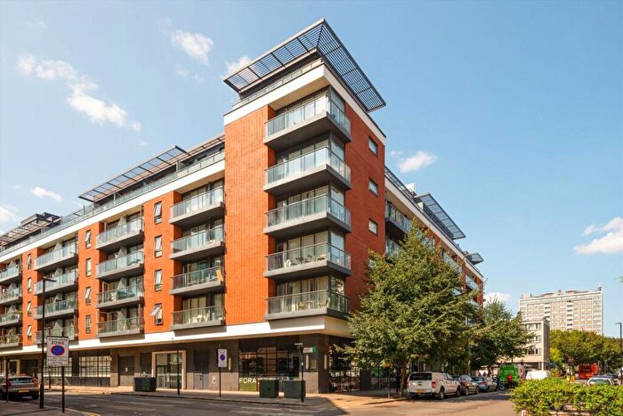 1 Bedroom Flat To Rent In Central Street, Clerkenwell, EC1V