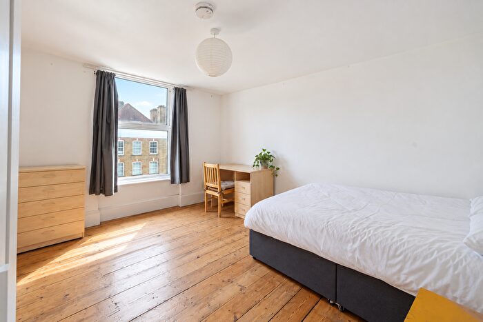 5 Bedroom Flat To Rent In Hazellville Road, London, N19