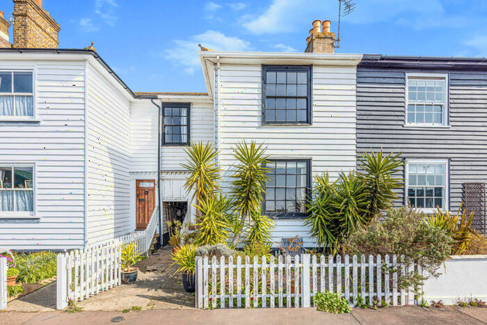 3 Bedroom Terraced House To Rent In Eastern Esplanade, Southend-on-sea, SS1