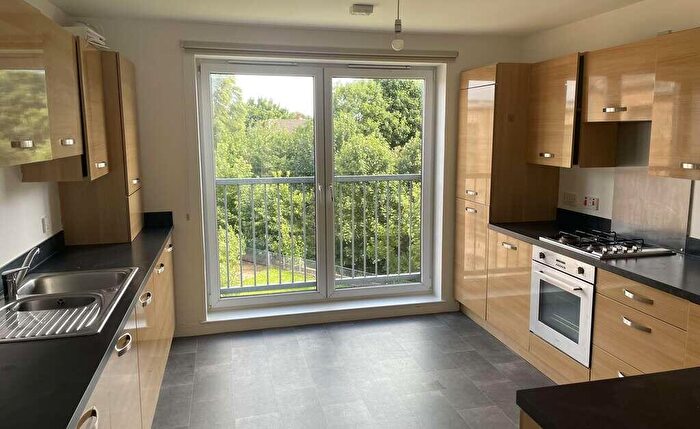 2 Bedroom Apartment To Rent In Flat, Paterson Place, Edinburgh, EH15