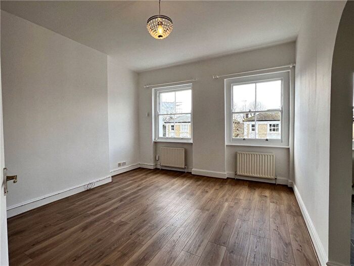 2 Bedroom Flat To Rent In Windsor Road, Ealing, London, W5