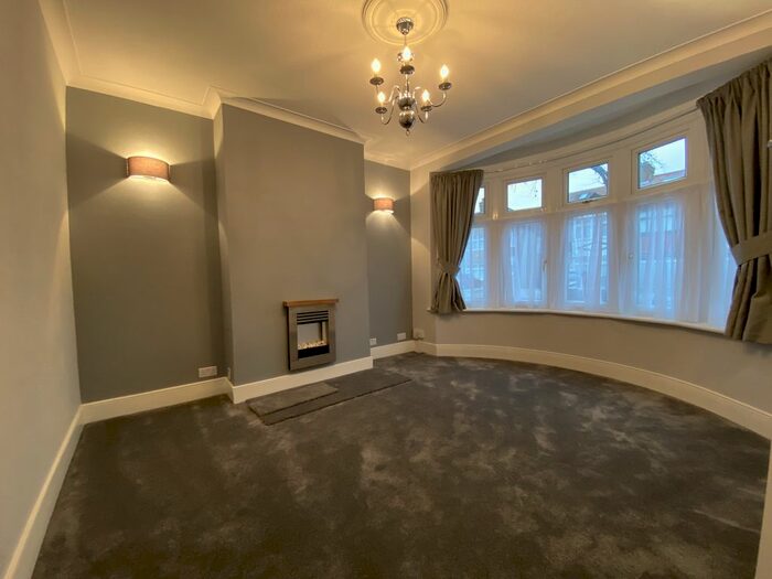 3 Bedroom Terraced House To Rent In Coningsby Gardens, South Chingford, London E4