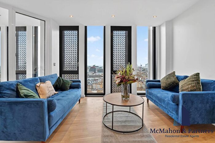 2 Bedroom Flat To Rent In Newington Causeway, Elephant And Castle, London, London, SE1