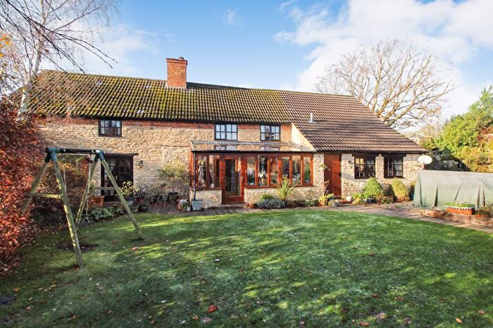 4 Bedroom Detached House For Sale In Clifton Reynes, Olney, MK46