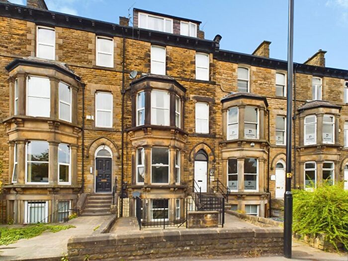 1 Bedroom Flat To Rent In East Parade, Harrogate, HG1