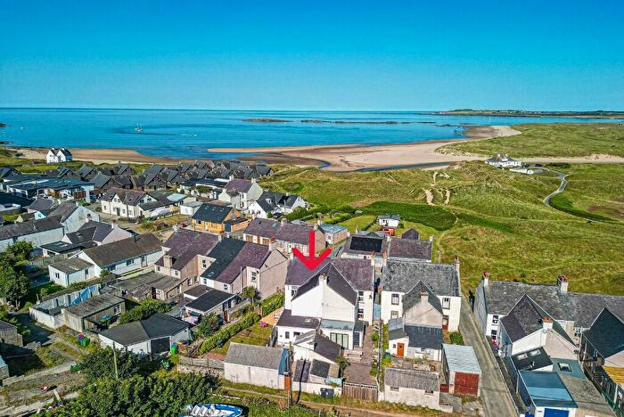 4 Bedroom Semi Detached House For Sale In Warren Road, Rhosneigr, LL64