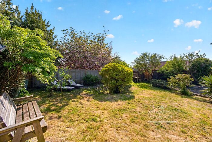 3 Bedroom Detached House For Sale In Great Preston Road, Ryde, Isle Of Wight, PO33