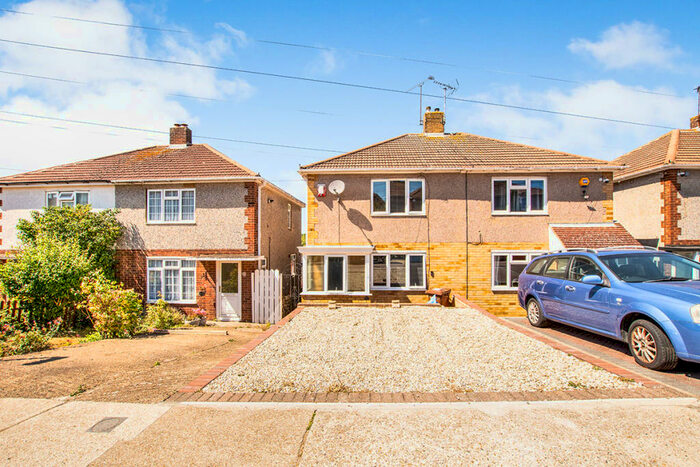 2 Bedroom Semi-Detached House To Rent In Crestway, Chatham, Kent, ME5