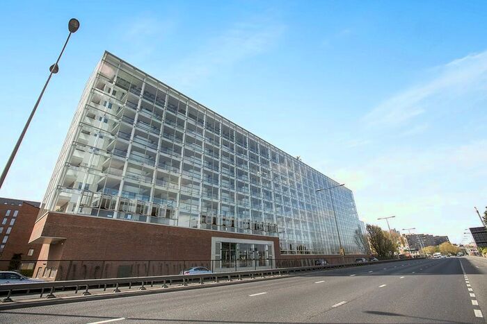 2 Bedroom Flat To Rent In Hammersley Road, London, E16