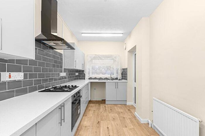 3 Bedroom Terraced House For Sale In Speedwell Road, Bristol, BS5