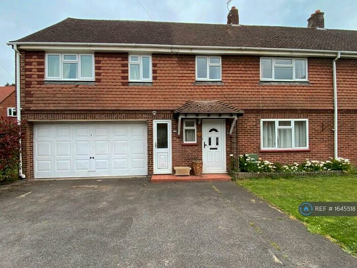 5 Bedroom Semi-Detached House To Rent In Firtree Road, Guildford, GU1