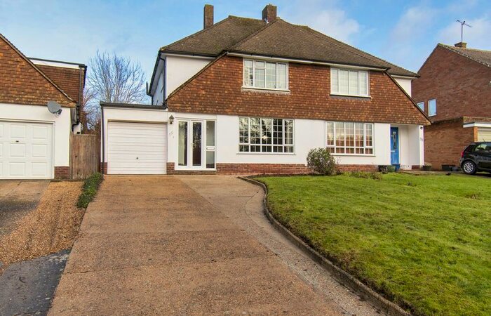 3 Bedroom Semi-Detached House To Rent In Lakeside, Earley, Reading, RG6