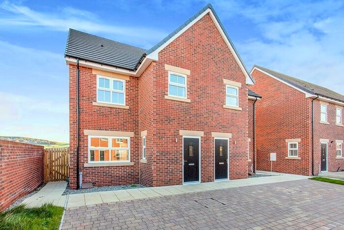 3 Bedroom Semi-Detached House To Rent In Laburnum Grove, St. Helen Auckland, Bishop Auckland DL14